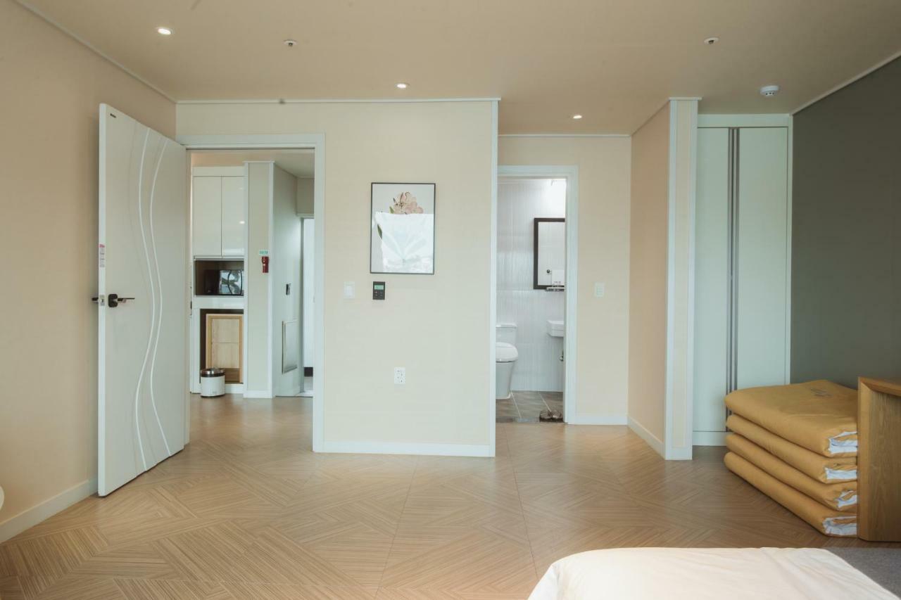 Lium Spa Hostel Yeosu Ngoại thất bức ảnh