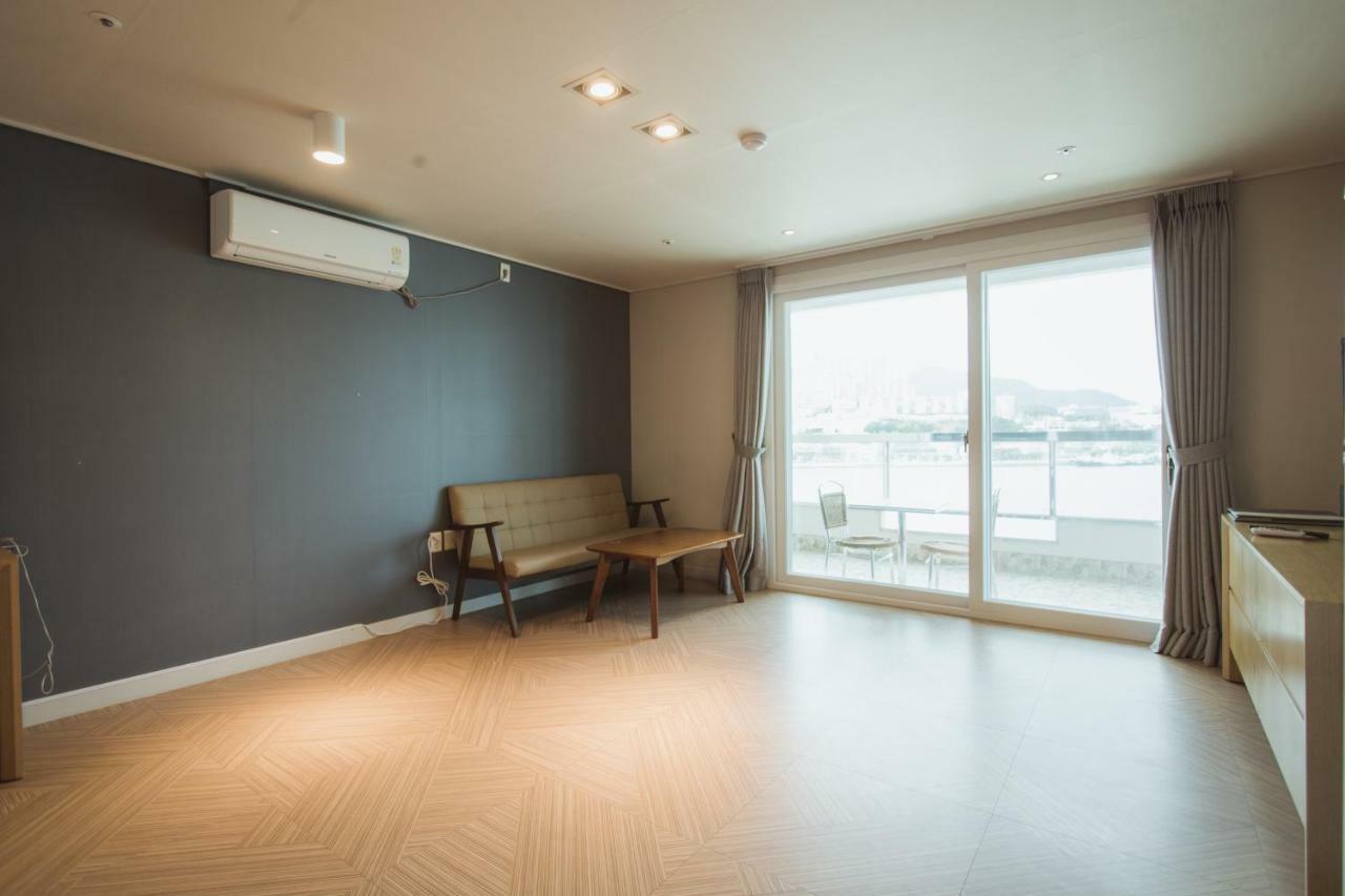 Lium Spa Hostel Yeosu Ngoại thất bức ảnh