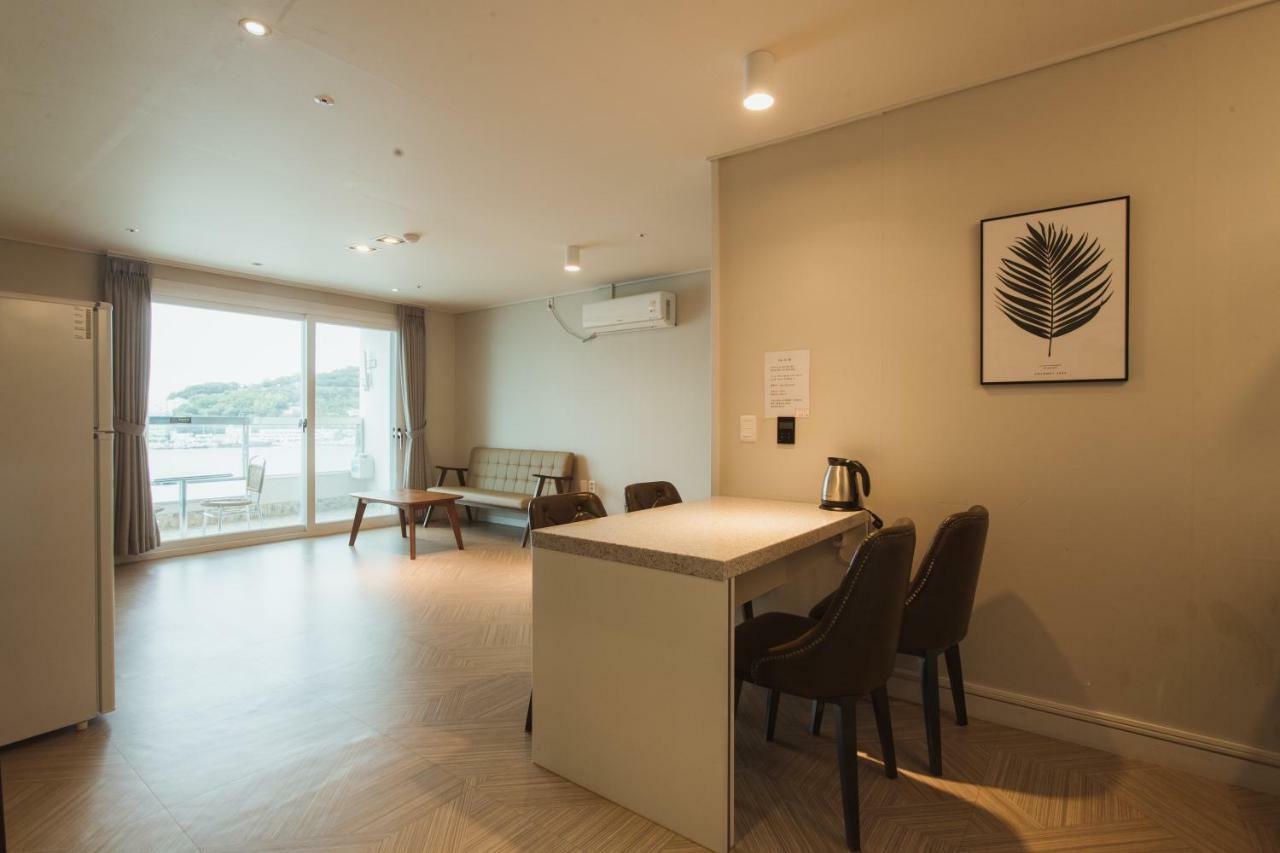 Lium Spa Hostel Yeosu Ngoại thất bức ảnh